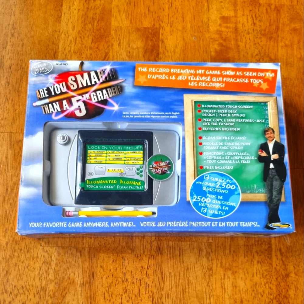 Are You Smarter Than a 5th Grader?  Hand Held Touch Screen Electronic Game NEW
